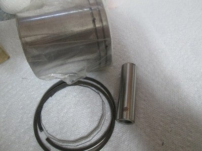 Yamaha RT1 new oversize .25 piston and ring set  275-11630-10