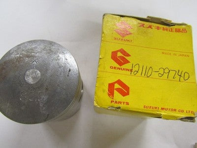 NOS Suzuki TS85 TS 85 Genuine Oversize Piston 0.50mm 2nd O S 12110-29740