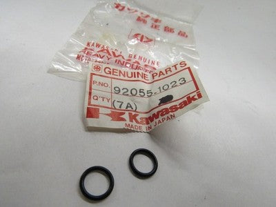 NOS Kawasaki OEM Fuel Tank O-Ring KZ250 KZ400 KZ550 92055-1023 QTY2