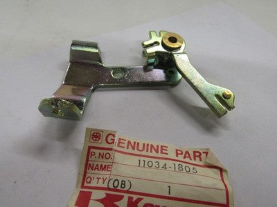 OEM Kawasaki 11034-1805 Throttle Cable Bracket NOS   KZ440