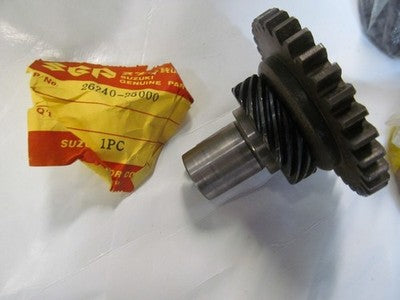 NOS Suzuki Kick Starter Drive Gear TC100 TS100 TC90 TS90 26240-25001