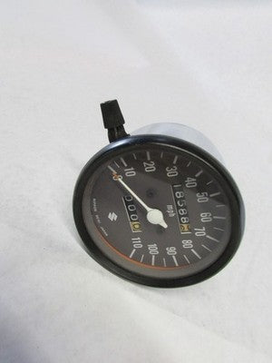 Suzuki GS400 OEM  SPEEDOMETER ASSY  LOW MILEAGE
