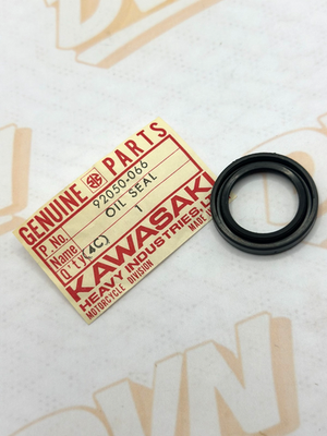NOS OEM Kawasaki 1974-78 KZ400 Oil Seal 92050-066