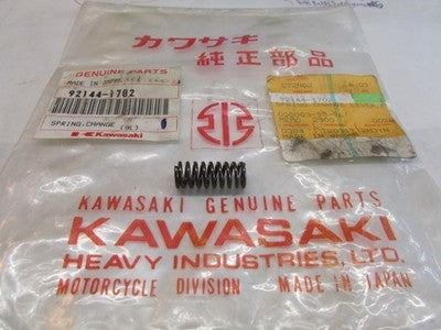 92144-1702 NEW KAWASAKI FRONT LEVER CHANGE SPRING FITS MANY MODELS