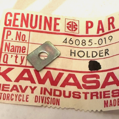 1 Kawasaki NOS NEW 46085-019 LH Holder Switch Upper B H1 H2 S2 KH KV G4 G5 F6 F7