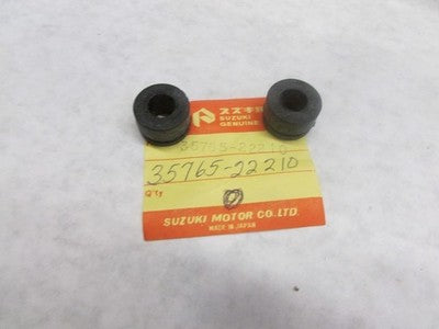 NOS NEW OEM ORIGINAL SUZUKI TS400 TS250 TS125 TS185 REAR CUSHION 35765-22210