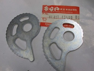 SUZUKI DR200 DR125 SP200 SP125 RIGHT CHAIN ADJUSTER  NOS 61411-42A00 SOLD AS 2