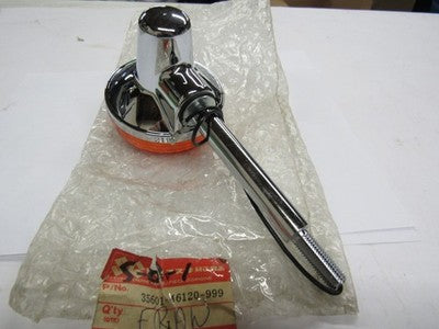 SUZUKI GSX400 GS425 nos front turn signal 1977-78   35601-46120