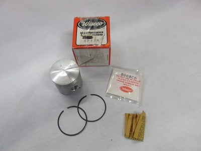 NOS SUZUKI  1983-1985 RM80 WISECO PISTON AND RINGS 497P8 8th  over