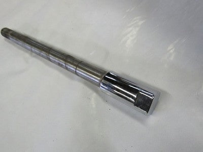 Suzuki T500 Cobra  T500 show quality front axle   68-75