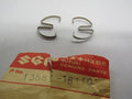 SUZUKI THROTTLE SPRING SEAT OEM 13581-18110    1969 T250