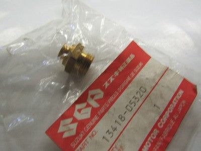 SUZUKI NOS CARBURETOR PLUNGER CAP LT230S,SP125,DR125 1985-1988 13418-05320