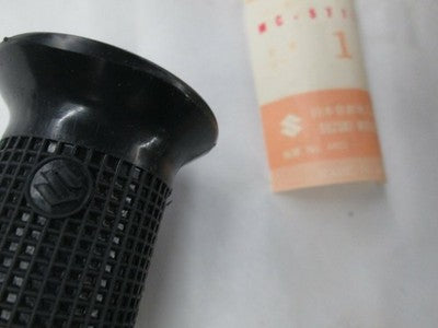 NOS Suzuki M12 K10 K11 K15 M15 nos right grip