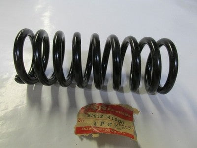 Suzuki NOS 62212-41500         1978-79 PE175  Suzuki Rear Shock SPRING