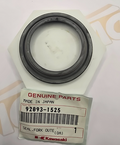 2000-2001 Kawasaki KX125 KX250 Fork Outer Tube Seal OEM 92093-1525