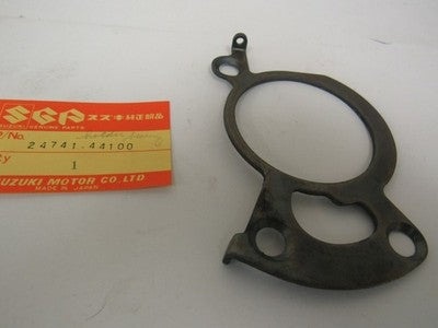 NEW OEM SUZUKI GS450 GS550 COUNTERSHAFT BEARING PLATE 24741-44100