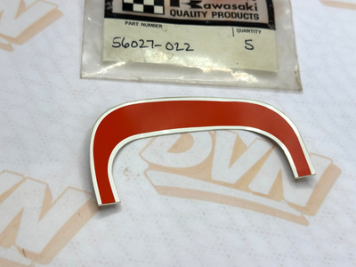 NOS Kawasaki Fender Emblem 1971 F6 56027-022
