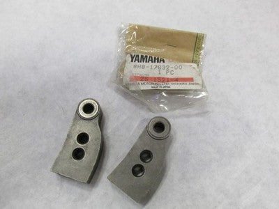 Yamaha 8H8-17632-00. OEM Clutch Weight. Fits Yamaha EC540(79-80  SOLD AS 2
