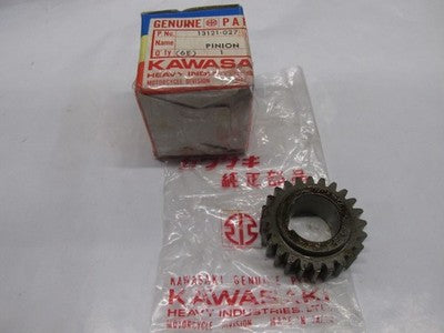 1972 Kawasaki F6 125 PINION,PRIMARY 13121-027, Primary Drive Pinion Gear