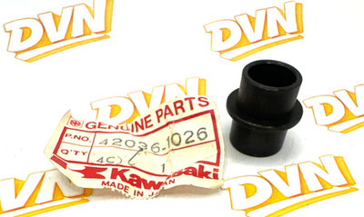 1 NEW Kawasaki KX 125 250, KLX250 & KDX400 Swingarm Collar Sleeve OEM 42036-1026