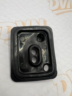 Kawasaki NOS NEW 14038-007 Carburetor Cap G3 G4 KV G3SS G3TR G4TR KV100