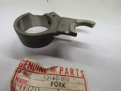 NOS Kawasaki OEM Transmission Shift Fork Low 2ND KH100 KV100 G5 MC1 13140-010