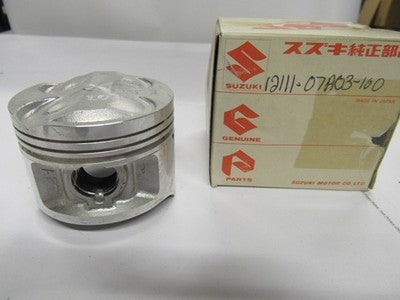 NOS Suzuki Piston  1985 GV700 MADURA  12111-07A03-100  2ND OVER 1.0MM