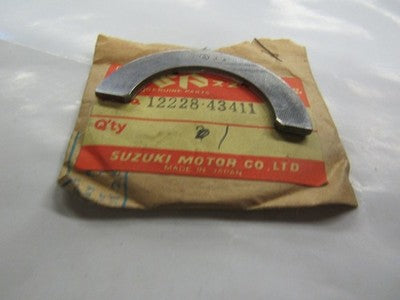 GSX GSXR GSF Bandit Suzuki New CrankShaft Left Red Thrust Bearing 12228-43411