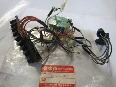 Suzuki Oem Nos Gs 1100 E ES 1982 1983 Speedometer Socket Unit 34170-49910