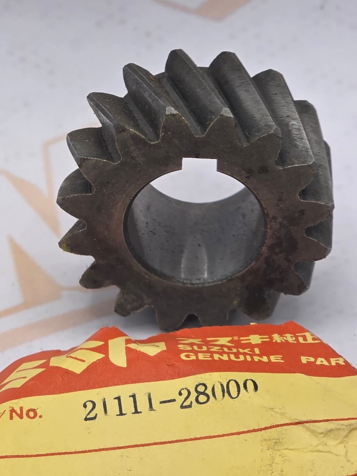 NOS OEM Suzuki Primary Drive Gear 1971-1984 TM125 RV125 TC125 TS125 21111-28000