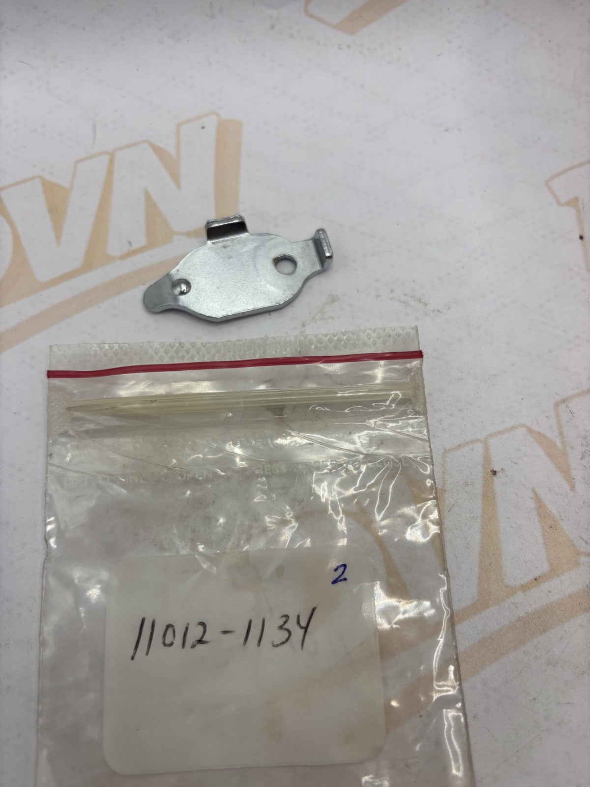 NOS OEM KAWASAKI CAP STEERING LOCK 27031-001 11012-1134 OM18
