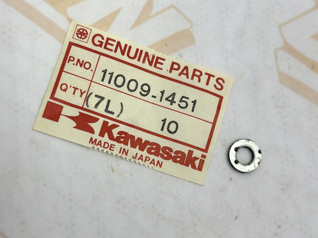NEW Genuine Kawasaki OEM (2) Muffler Cover Gasket  11009-1451