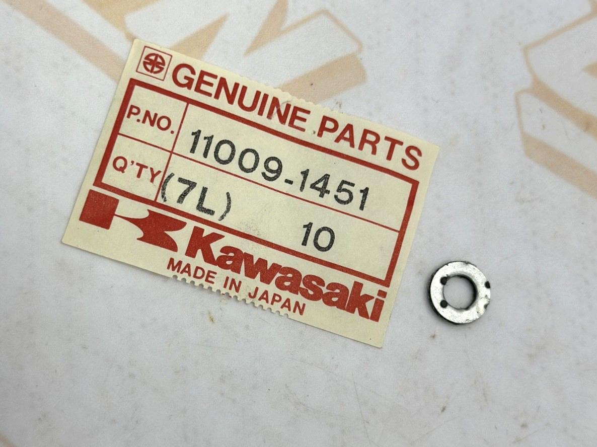 NEW Genuine Kawasaki OEM (2) Muffler Cover Gasket  11009-1451