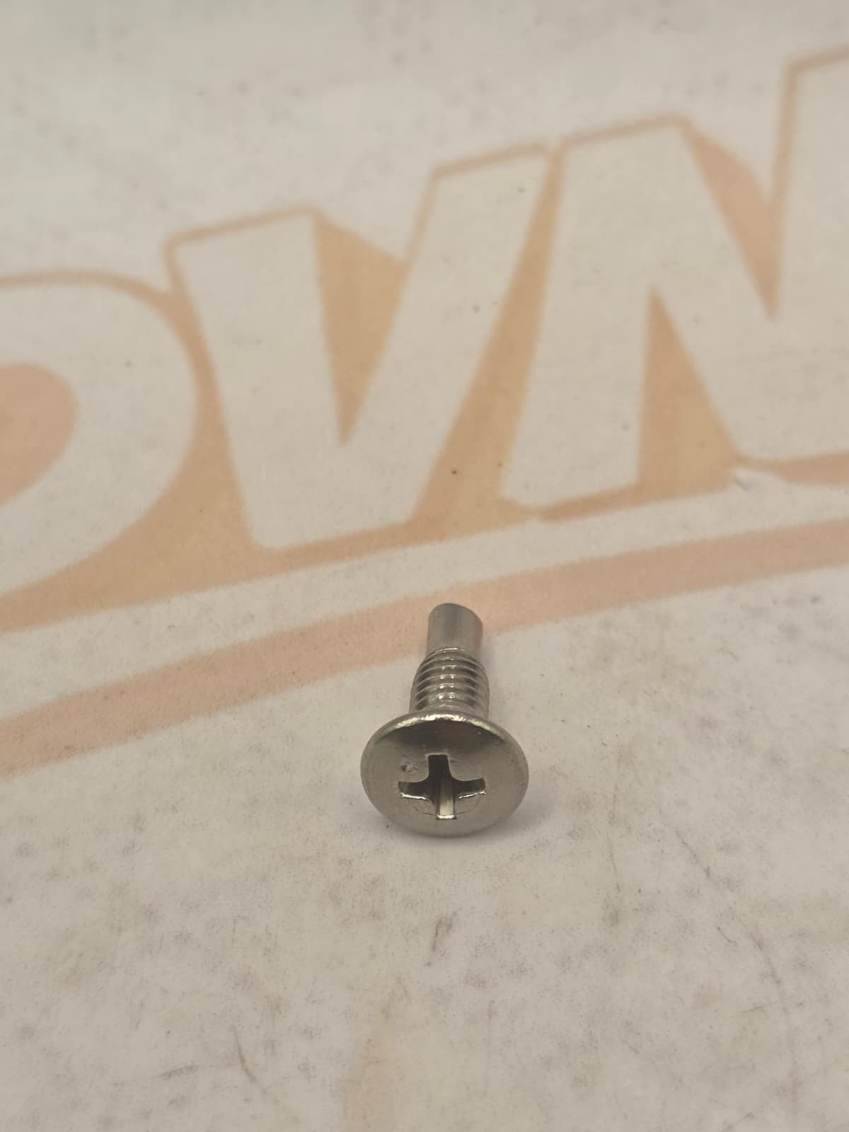 NOS GENUINE Kawasaki SCREW,5X14 VULCAN 1500 VN1500D CLASSIC OEM 92172-0145