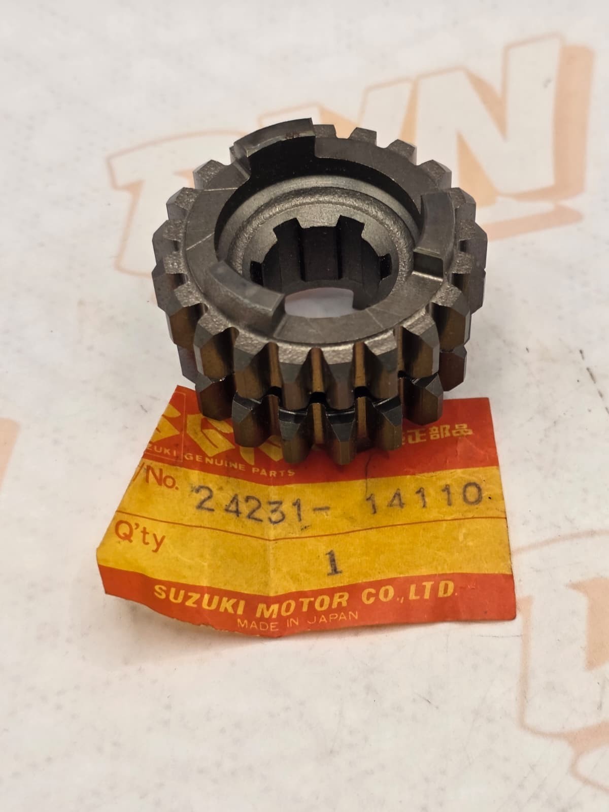1981-1982 SUZUKI RM125 3RD/4TH GEAR DRIVE 24231-14110