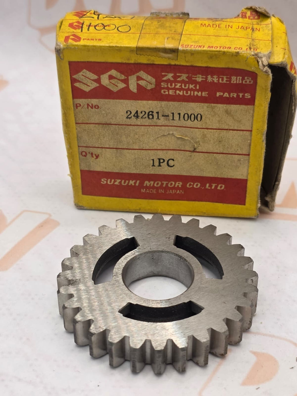 NOS SUZUKI 1966 TO 1969 SUPER SIX X6 TC 250 6TH GEAR DRIVE 24261-11000 NEW OEM