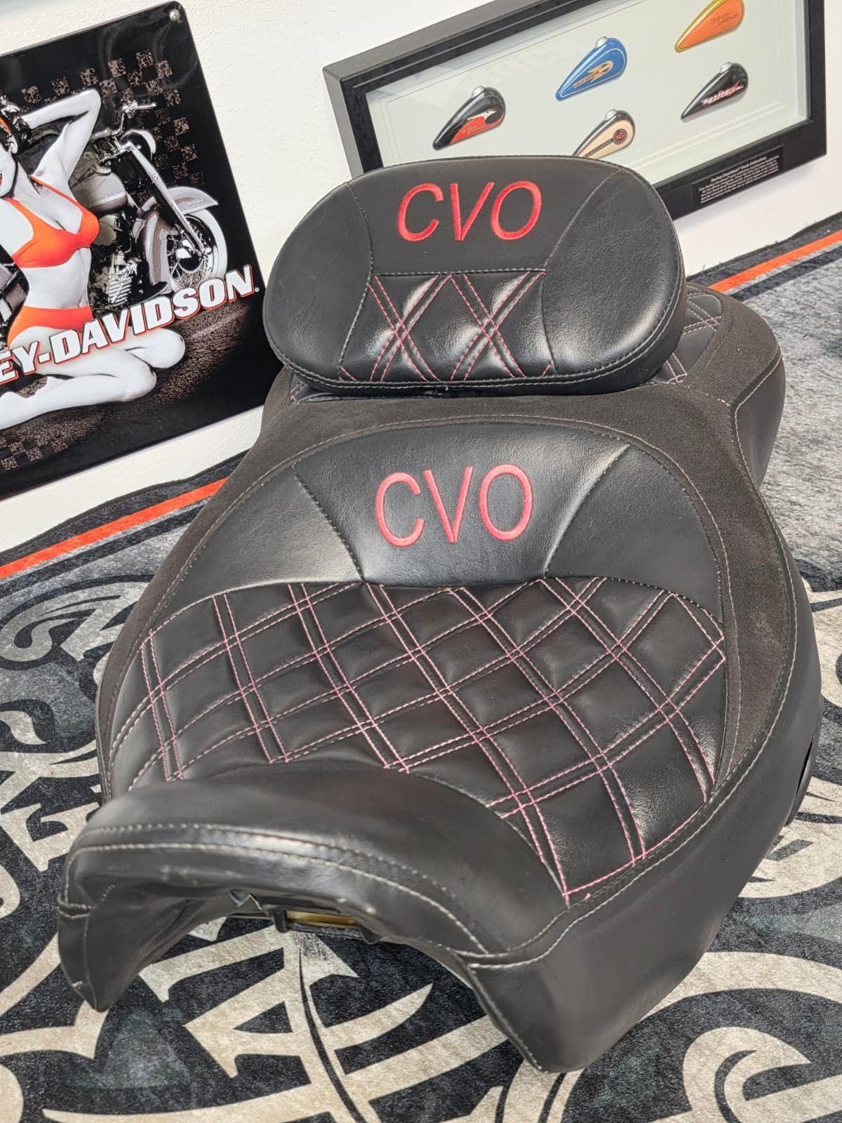 CVO Harley-Davidson Road Glide Seat for Touring 08-23 and STREE Glide 24774