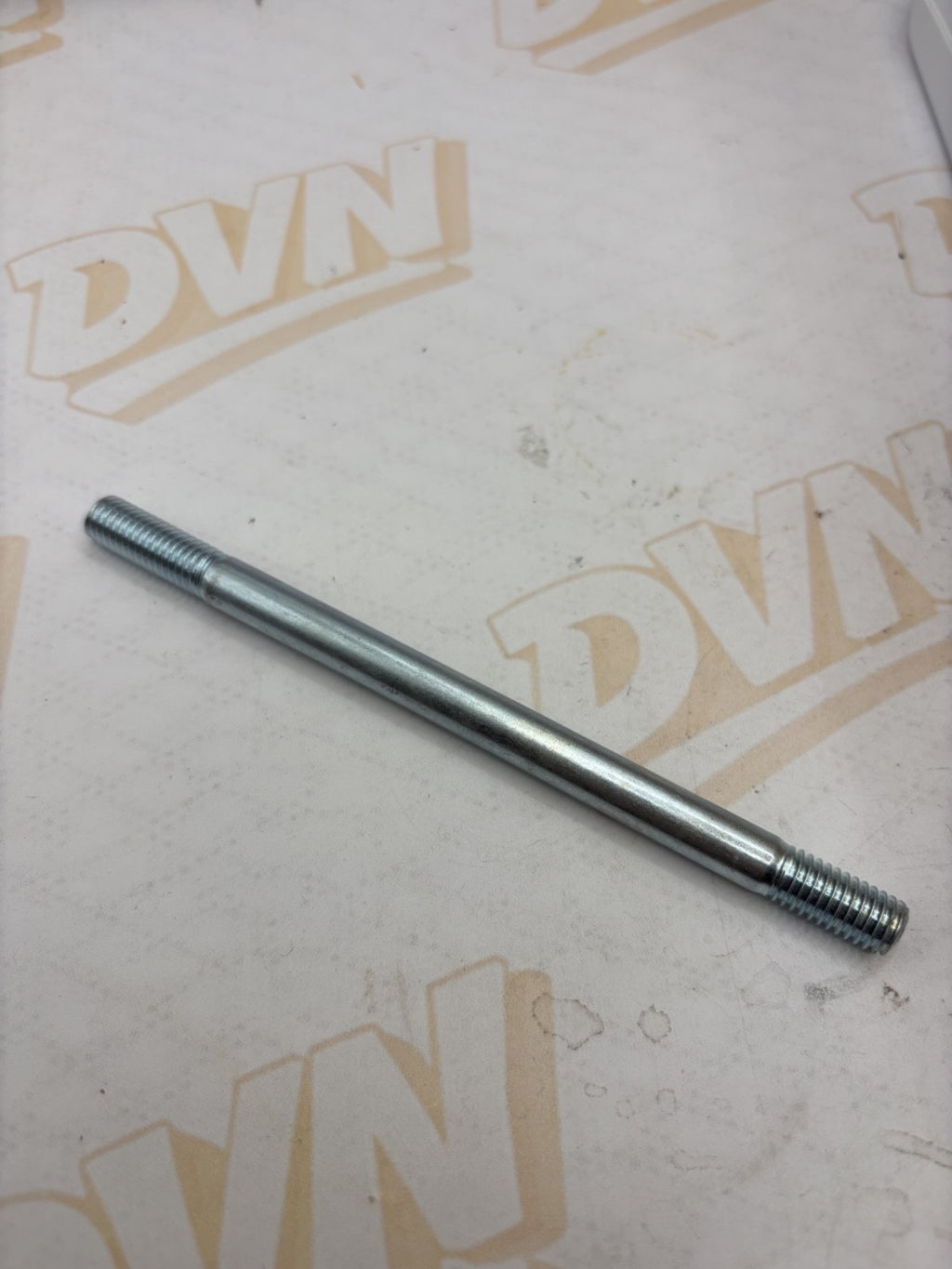 NOS SUZUKI Cylinder Stud Bolt #1 RM DS RM80 DS80  #09108-08028