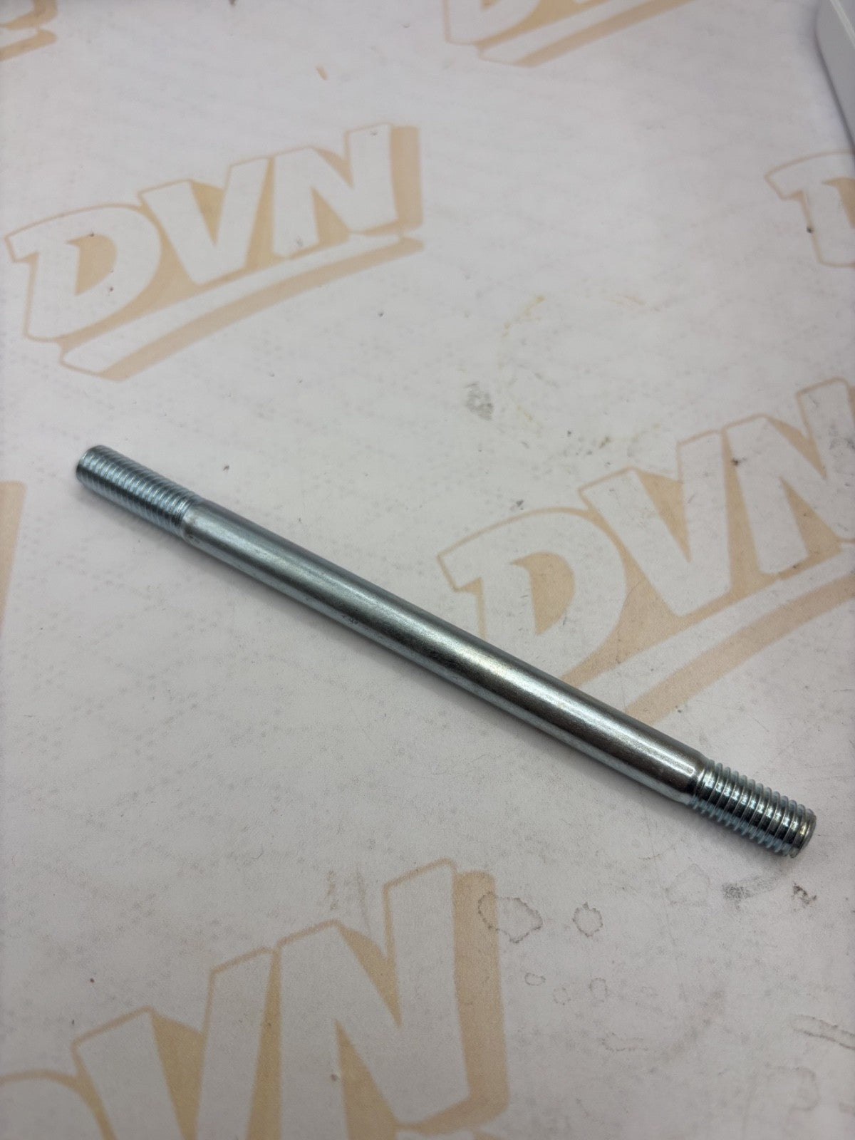 NOS SUZUKI Cylinder Stud Bolt #1 RM DS RM80 DS80  #09108-08028