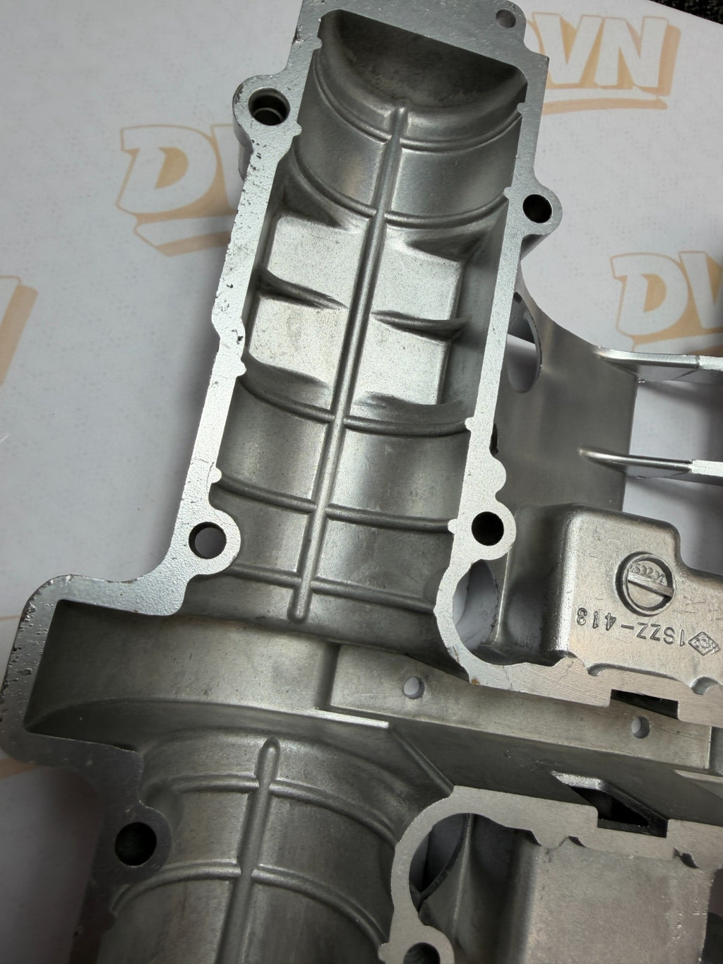 NOS Genuine Suzuki GS650 Cylinder Head Cover Valve Cover 11171-34200 OEM