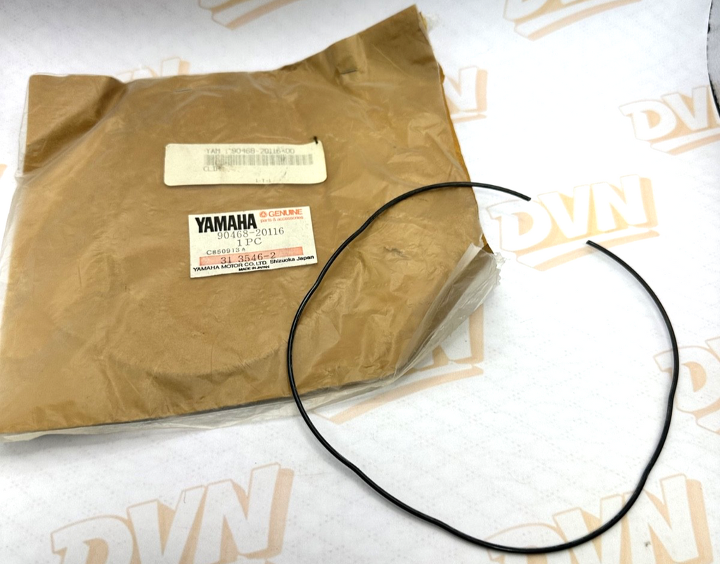NOS Genuine 83 Yamaha XV 500 750 920 Virago Crankcase Clip PART OEM 90468-20116