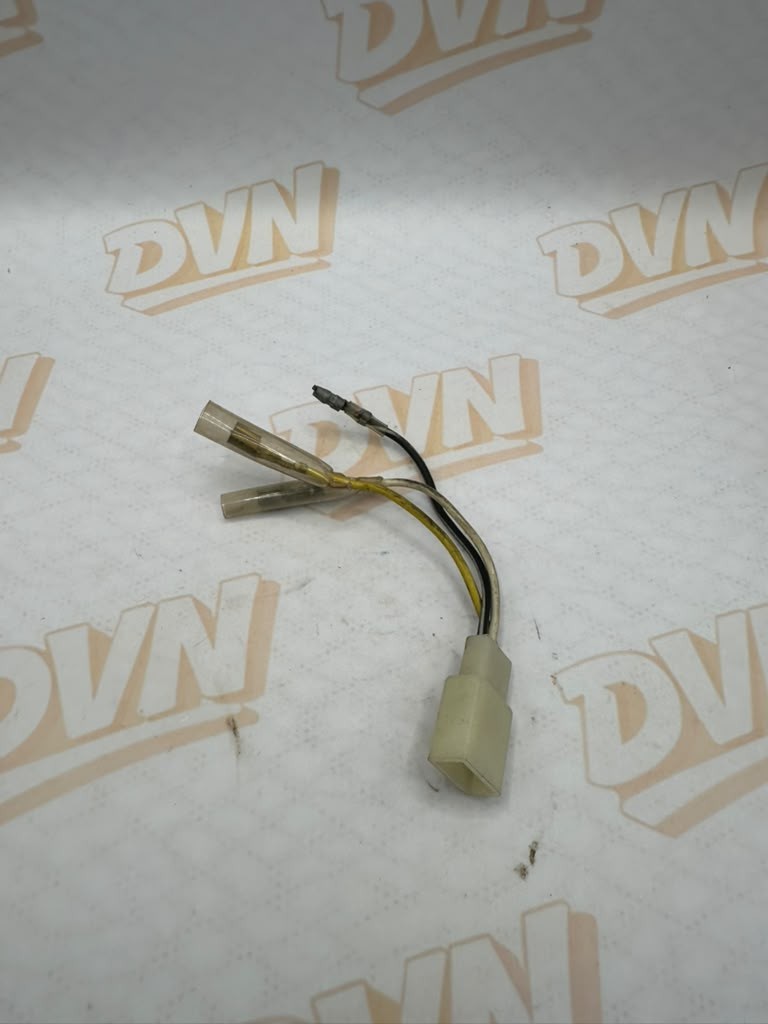 SUZUKI RV90 GT250 T500 HEADLAMP LIGHT WIRE NOS 36852-15670