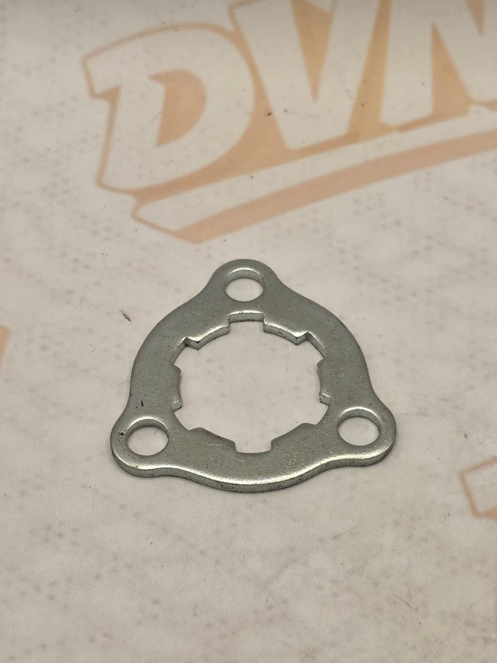 NOS NEW OEM ORIGINAL SUZUKI GT550 GT380 SPROCKET PLATE 27512-33000