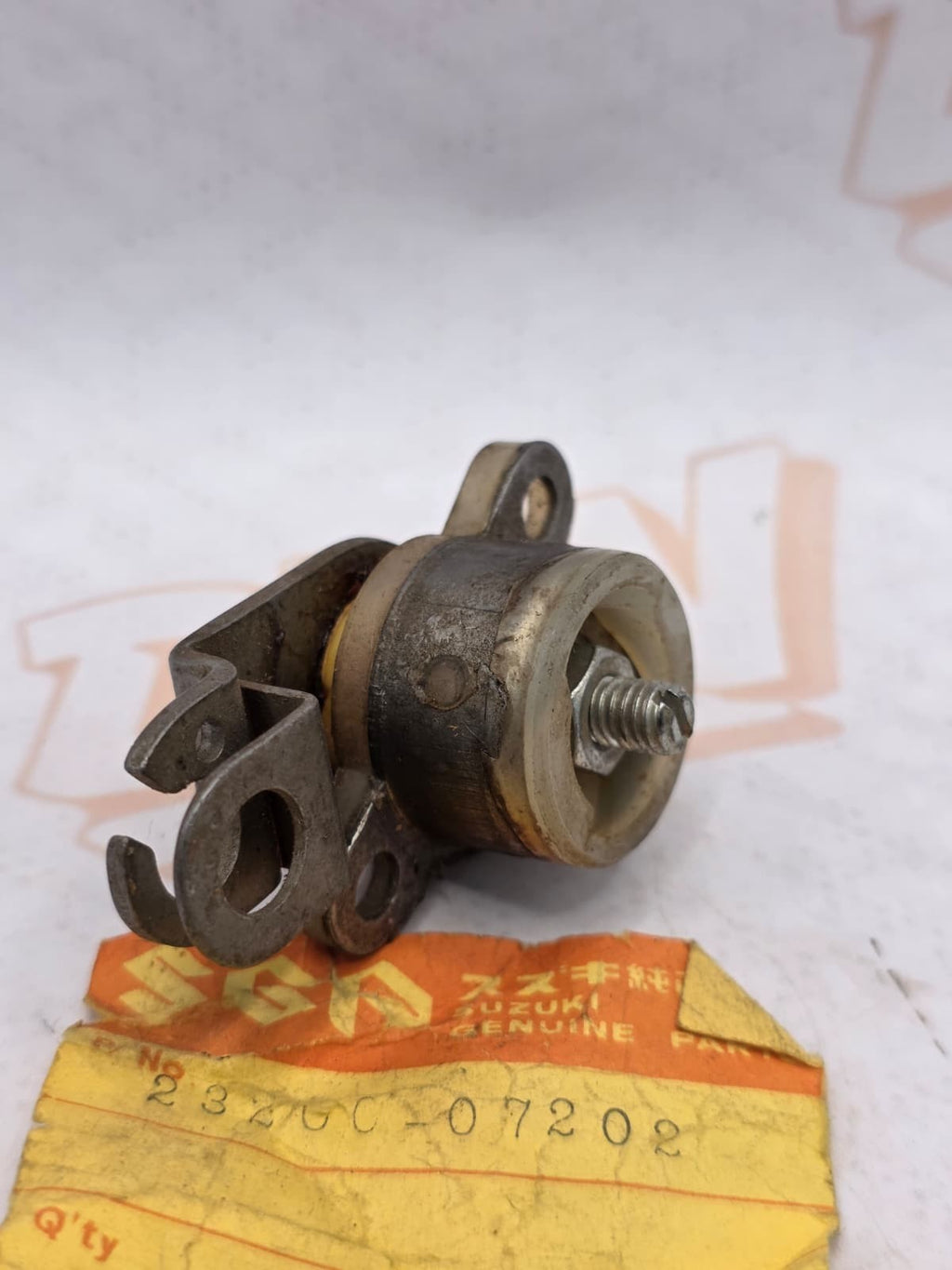 NOS Suzuki B100P B105P KT120 B120 TC120 Clutch Release Screw Assy  23200-07202