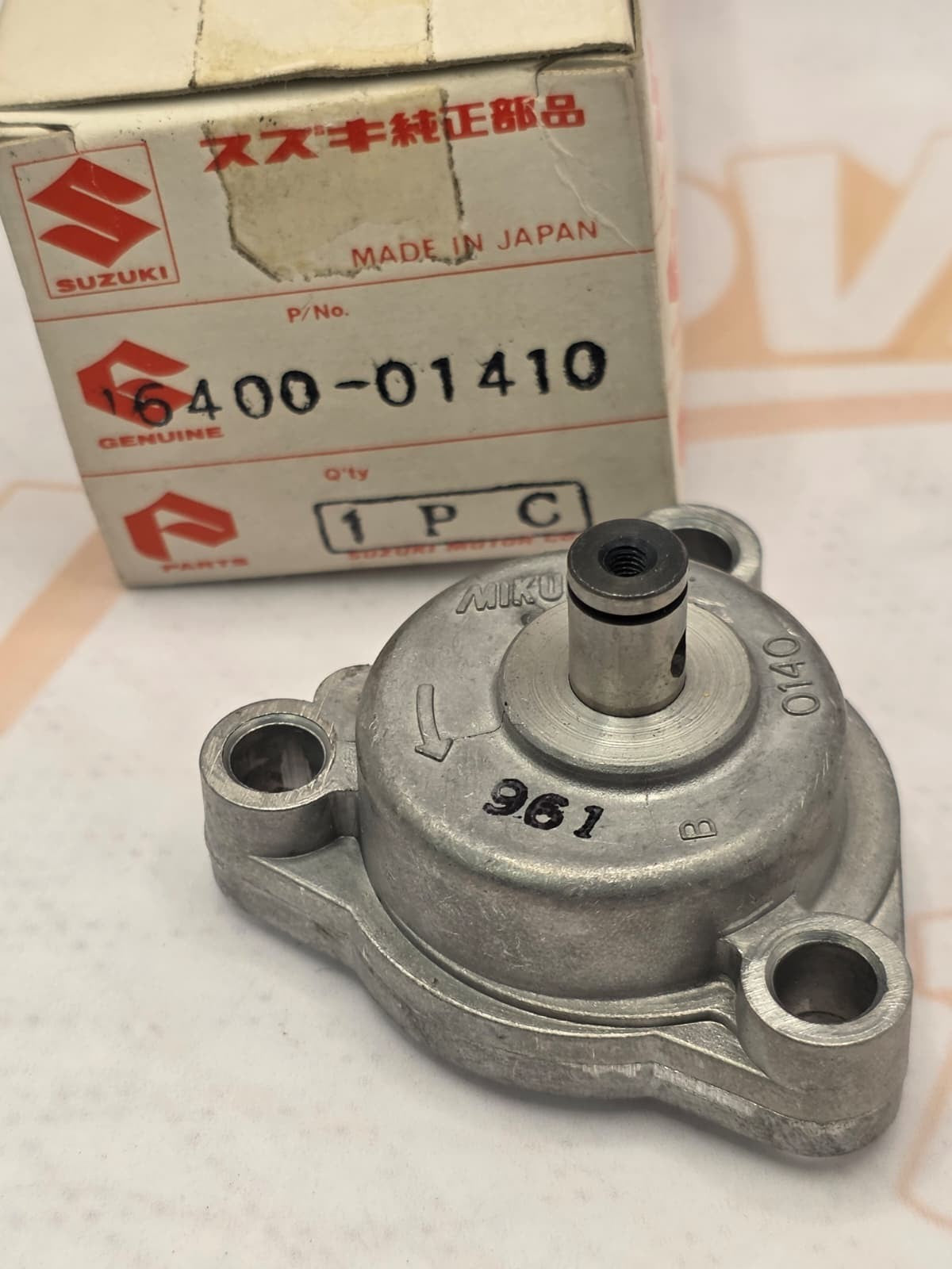 NOS Suzuki OEM Oil Pump Assembly 85-86 LT230 85-86 LT250 87-89 LT300 16400-01410
