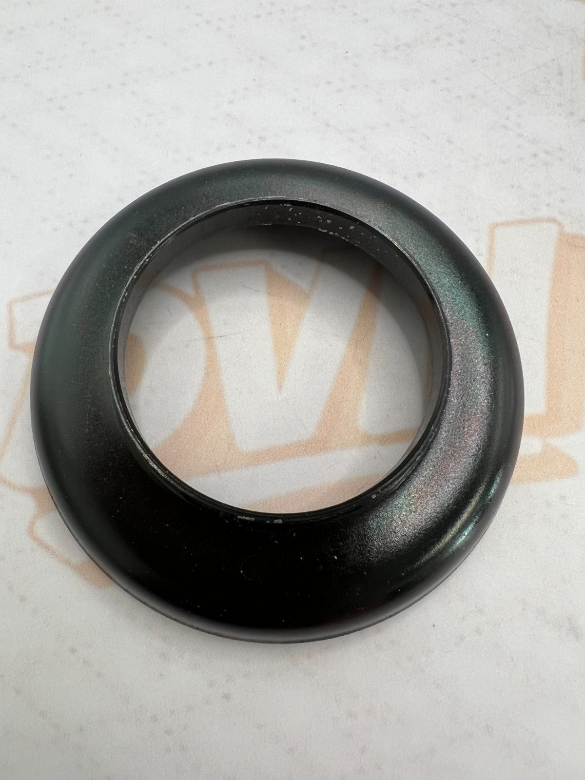 NOS Genuine Suzuki 27592-19B10 OEM OIL SEAL OUTPUT PLATE