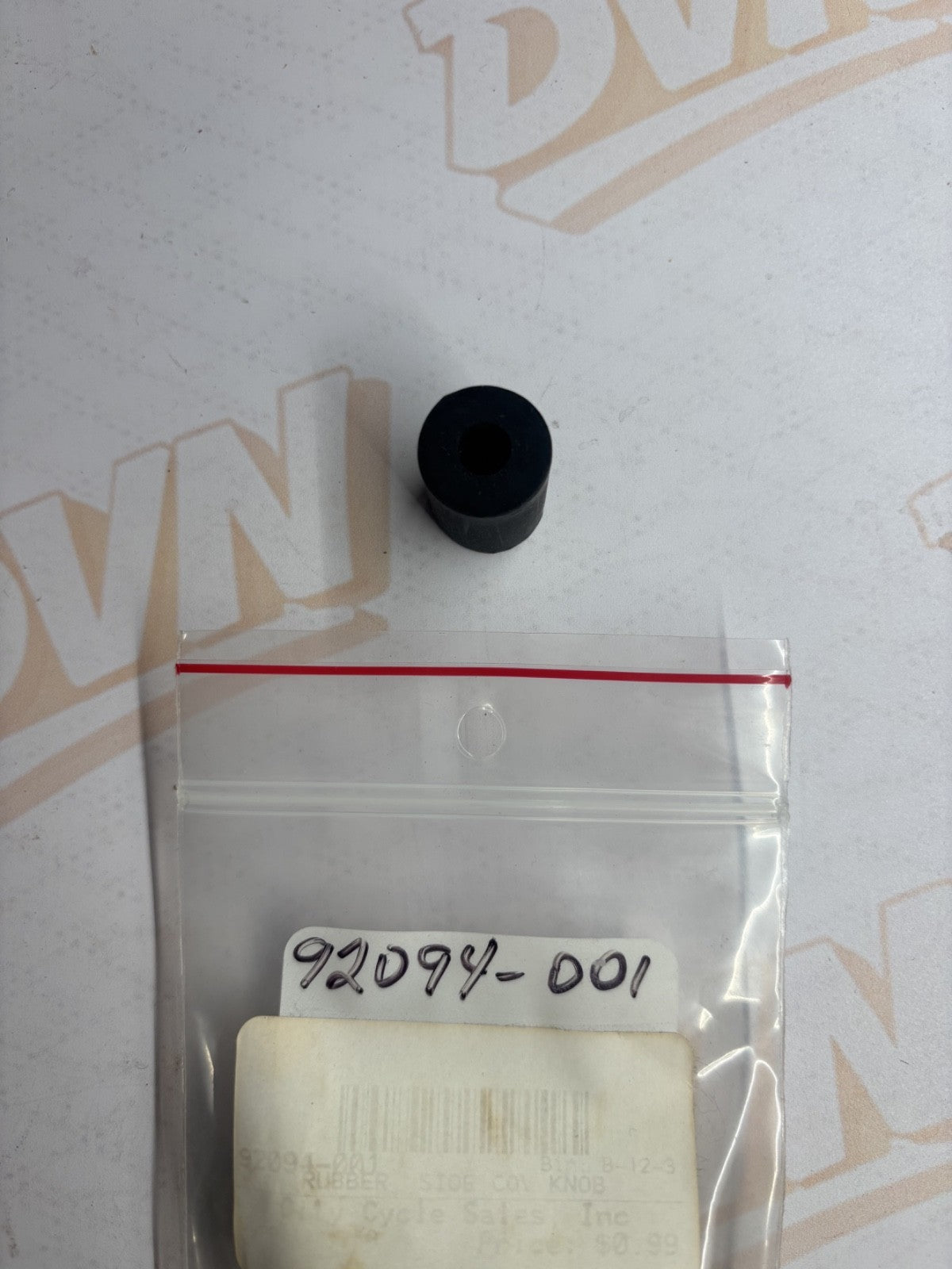 Kawasaki NOS NEW 92094-001 Side Cover Knob Rubber H1 H2 W1 W2 A1 A7 KH W1SS W2SS