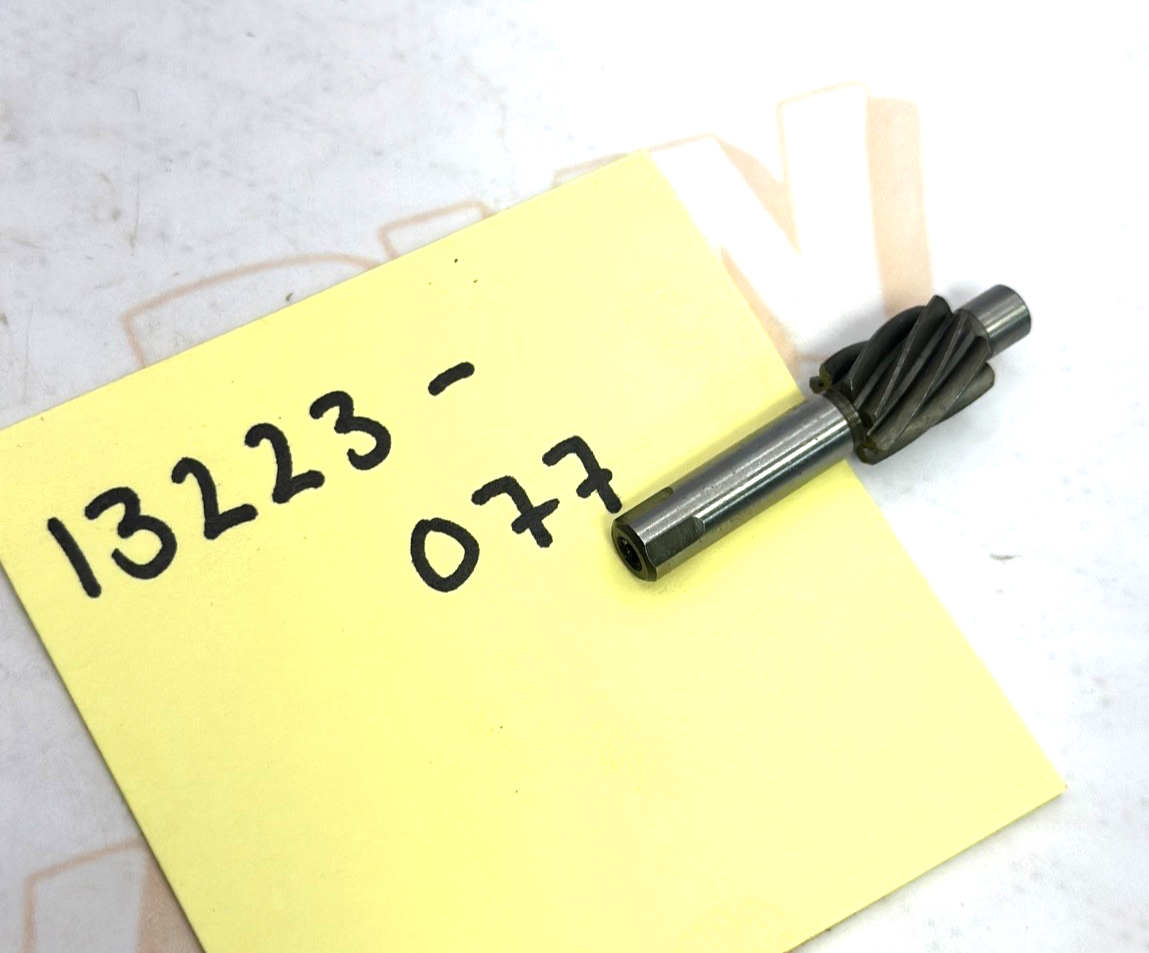 13223-007 KAWASAKI TACHOMETER PINION GEAR KE125