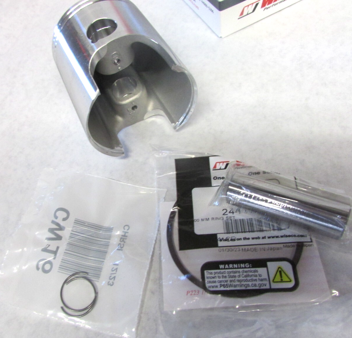 1978 1979  Suzuki PE175 wiseco piston and ring set  64.00 mm