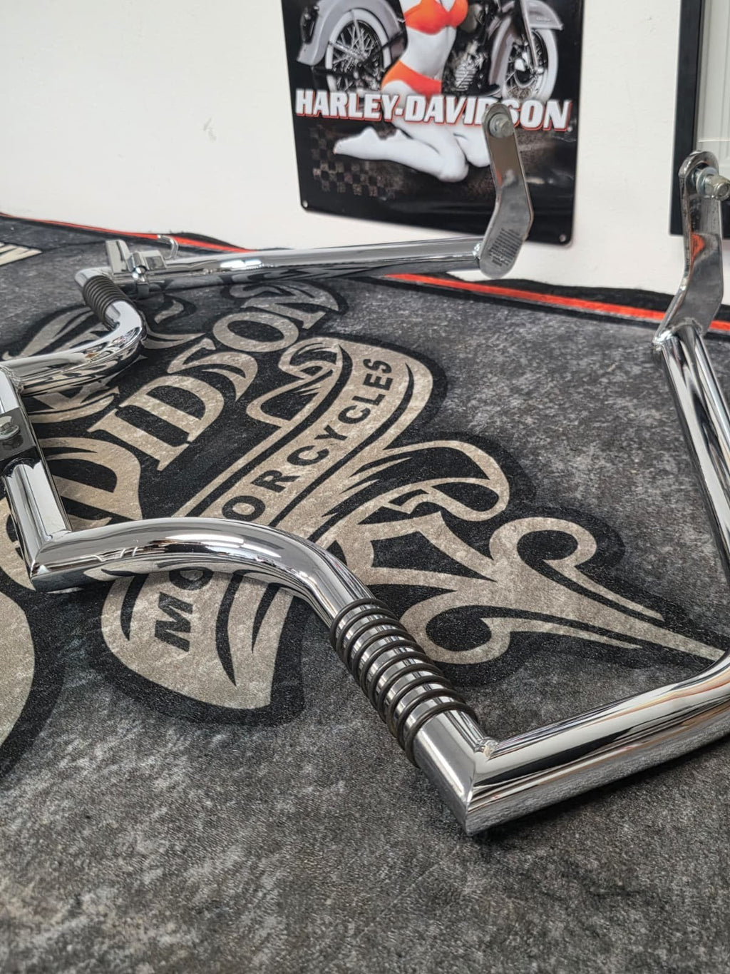 Engine Guard 07-09 Harley Davidson FXSTSSE CVO Softail Springer, BREAKOUT 13-14